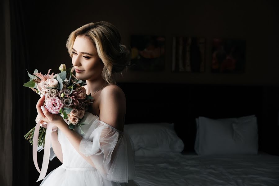 Wedding photographer Lana Abramyan (lanaa). Photo of 15 December 2019