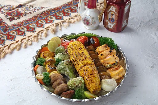 Makhsoos Veg Platter