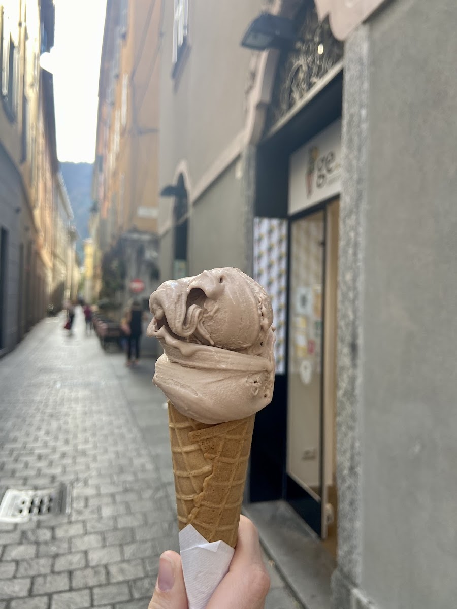 GF cone and chocolate gelato