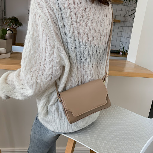 Title 4, Chic casual single shoulder bag with wide shoul...