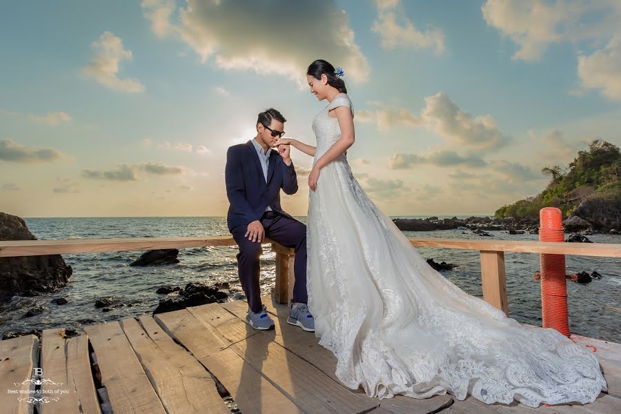 Wedding photographer Tawan Pradpairin (pradpairin). Photo of 8 September 2020