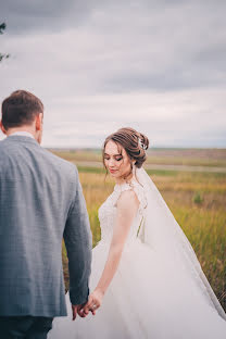 Wedding photographer Evgeniya Kharina (clubphotojen). Photo of 25 October 2019