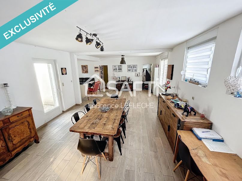 Vente maison 9 pièces 203 m² à Peronne (80200), 189 000 €