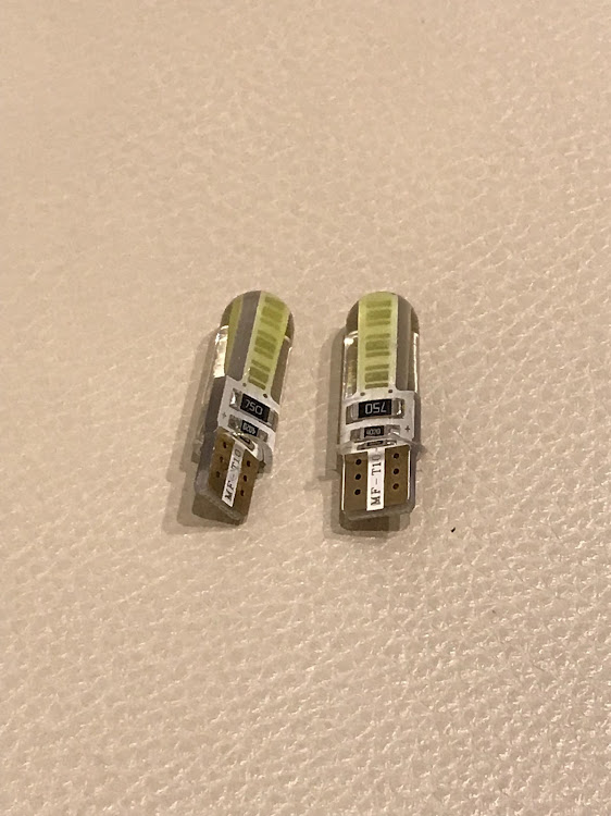 ロードスターのロードスターrf・ナンバー灯・LED化に関するカスタム事例の投稿画像2枚目