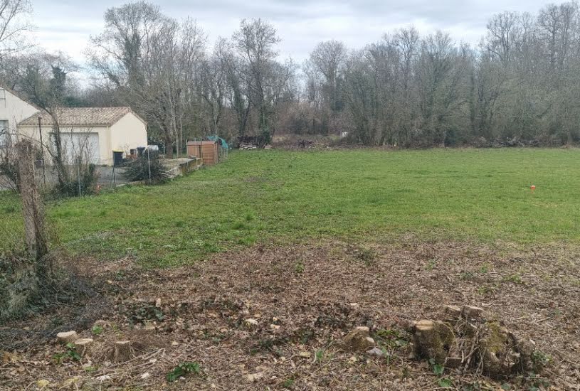  Vente Terrain à bâtir - 1 000m² à Saint-Christophe (17220) 