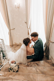 Fotografo di matrimoni Dinara Poplavskaya (dinalavski). Foto del 6 ottobre 2022