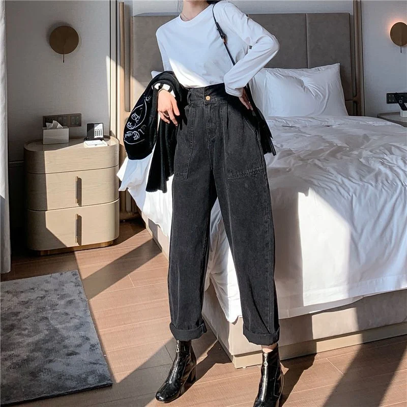 Women's High Waist Denim Straight Wide Leg Pants Retro Style Comfortable and Stylish Perfect for Everyday Wear Versatile
