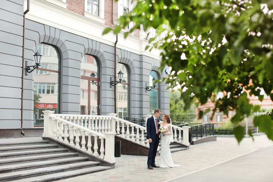 Fotografo di matrimoni Anna Stenina (annastenina86). Foto del 19 giugno 2019