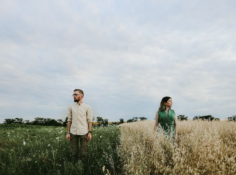 Jurufoto perkahwinan Cristina And Filip (youngcreative). Foto pada 14 Julai 2019