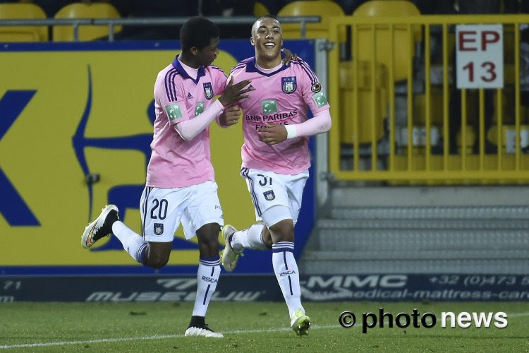 Opvallende wending: "De roze shirts van Anderlecht zijn een hit!"