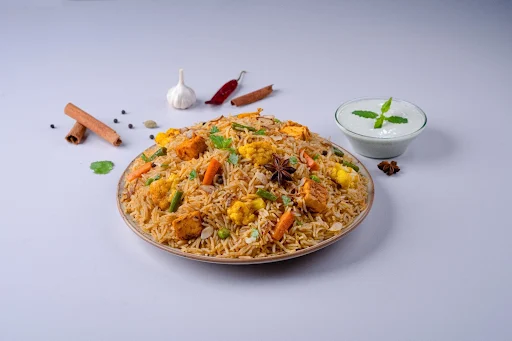 Hyderabadi Paneer Subz Biryani - Serves 1