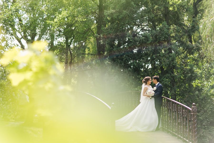 Fotografo di matrimoni Viktoriya Khruleva (victori). Foto del 1 luglio 2016