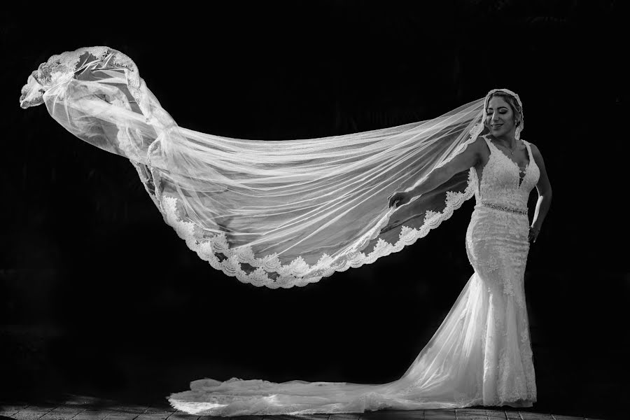 Fotógrafo de casamento Alan Fresnel (alanfresnel). Foto de 31 de maio 2022