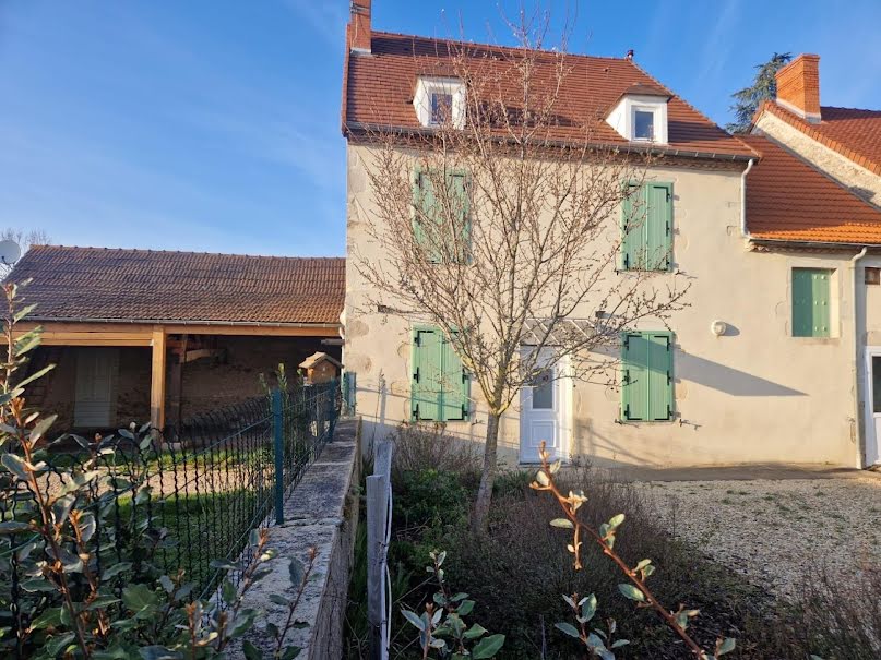 Vente maison 6 pièces 133 m² à Ebreuil (03450), 189 500 €