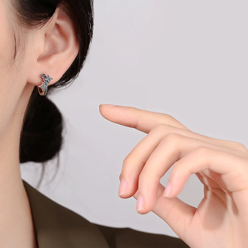 S925 Sterling Silver Distressed XINGX Naušnice sa šarenim kristalima, idealne za dodavanje živosti i jedinstvenosti vašem stilu.