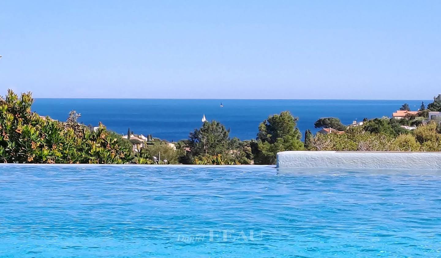 Villa with pool Cavalaire-sur-Mer