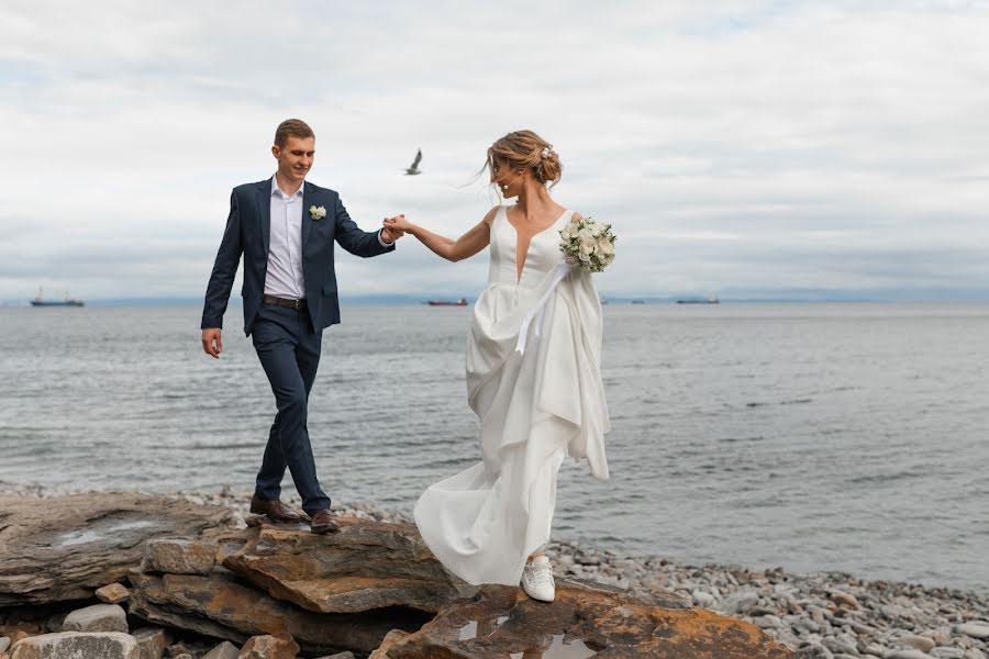 Fotografo di matrimoni Anastasiya Esaulenko (esaul52669). Foto del 2 ottobre 2019