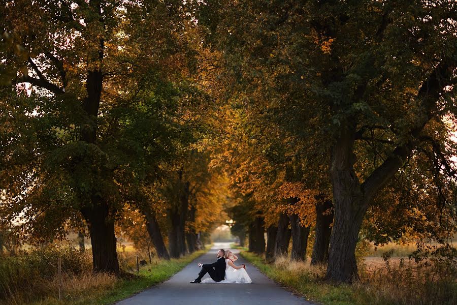 Fotografer pernikahan Mariusz Twaróg (twarg). Foto tanggal 15 Maret 2016