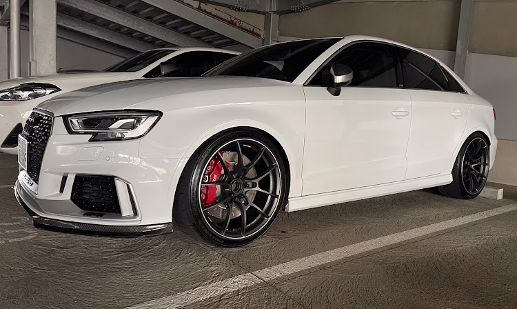 RS3 セダンのdanzen0316さんが投稿したカスタム事例の投稿画像2枚目