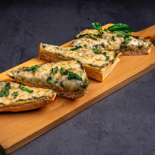 Pesto Cheesy Garlic Bread