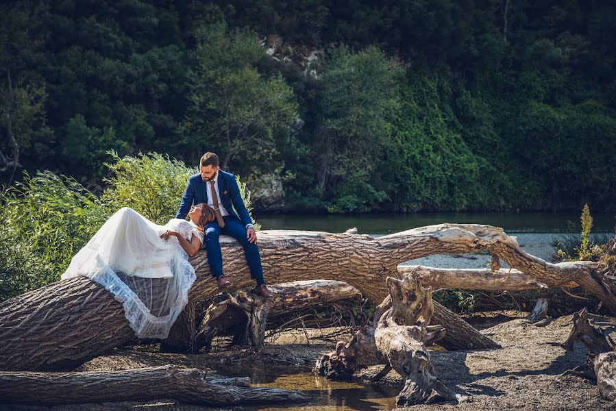 Fotograful de nuntă Stauros Karagkiavouris (stauroskaragkia). Fotografia din 13 februarie 2018