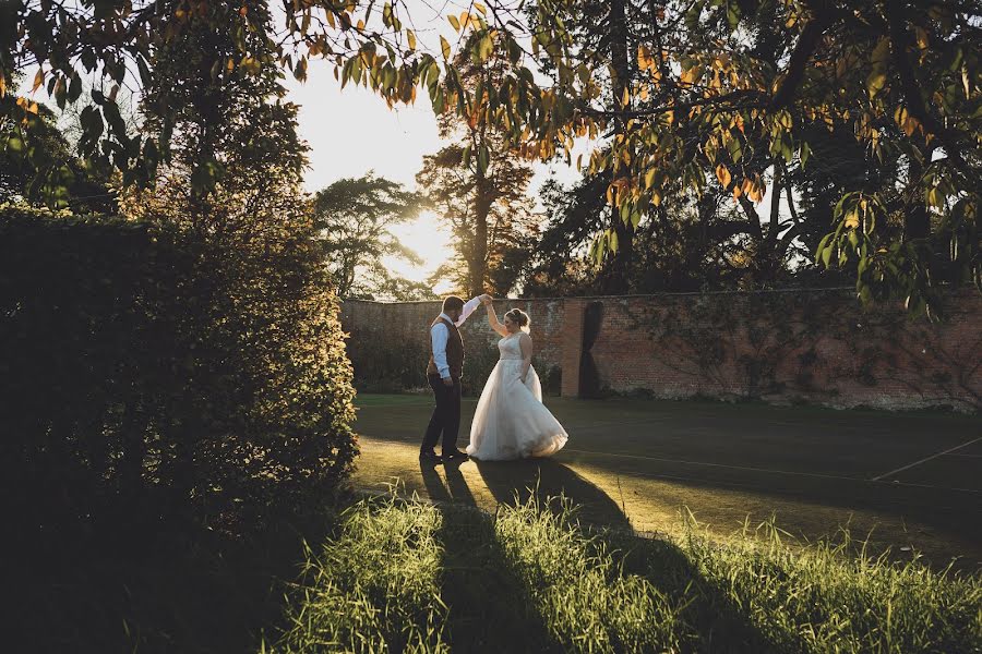 Wedding photographer Jess Yarwood (jessyarwoodphoto). Photo of 7 April 2020