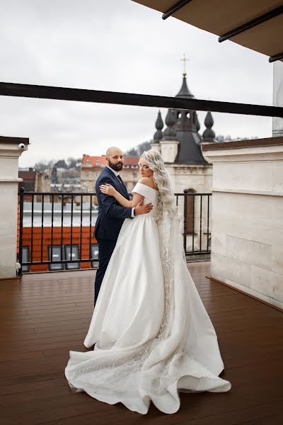 Fotógrafo de casamento Yuliya Storozhinska (id31957517). Foto de 13 de janeiro 2020