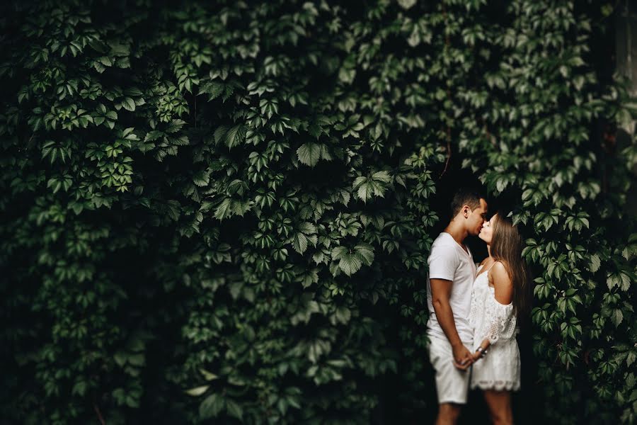 Fotografo di matrimoni Dmitriy Babin (babin). Foto del 15 settembre 2017