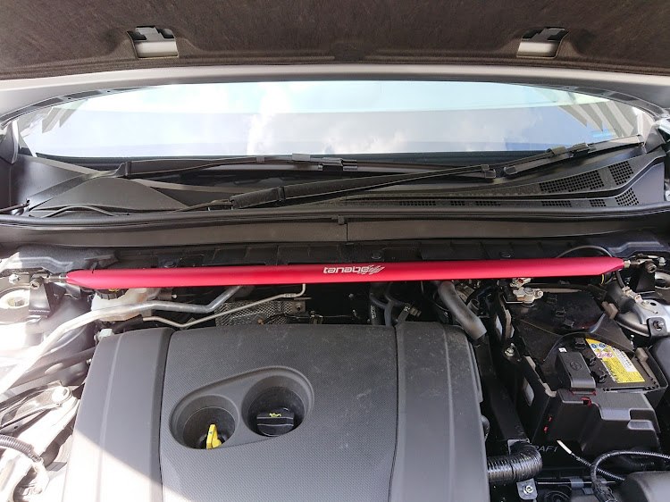 CX-30のタナベ ストラットタワーバー・mazda3用・走りに機敏さが・ほんまかいなに関するカスタム事例の投稿画像1枚目