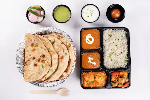 Veg Deluxe Thali