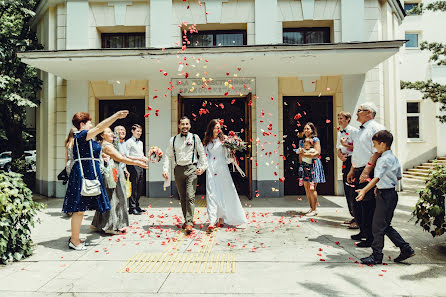 Fotógrafo de casamento Mila Tikhaya (milatihaya). Foto de 6 de agosto 2017