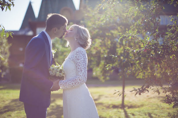 Fotógrafo de casamento Yuriy Trondin (trondin). Foto de 16 de fevereiro 2016