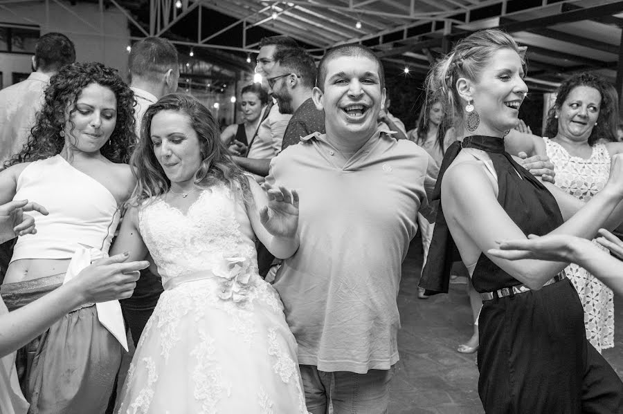 Wedding photographer Nikos Tsiokas (phototopos). Photo of 13 May 2019