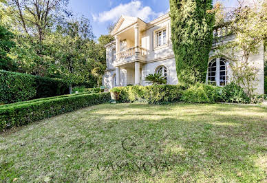 House with terrace 2