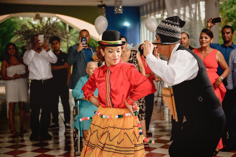 Fotógrafo de casamento Gilberto Liz Polanco (gilbertoliz). Foto de 31 de janeiro 2018