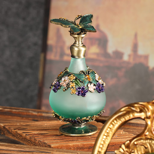 Title 6, European Style Retro Butterfly Perfume Sub-pack...
