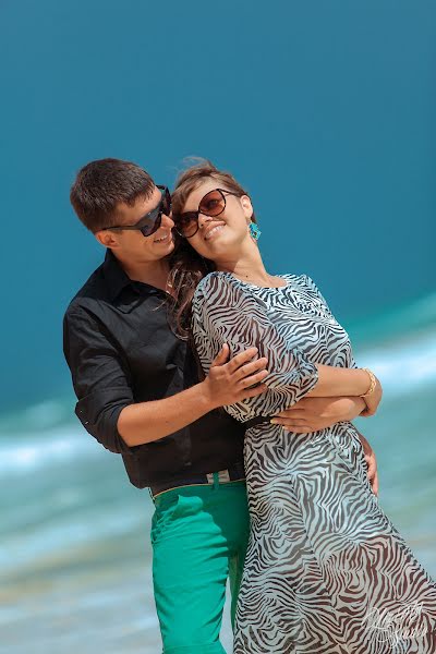 Wedding photographer Elizaveta Braginskaya (elizaveta). Photo of 11 September 2014