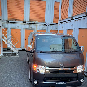 ハイエースバン GDH201V