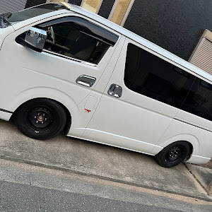 ハイエースバン TRH226K