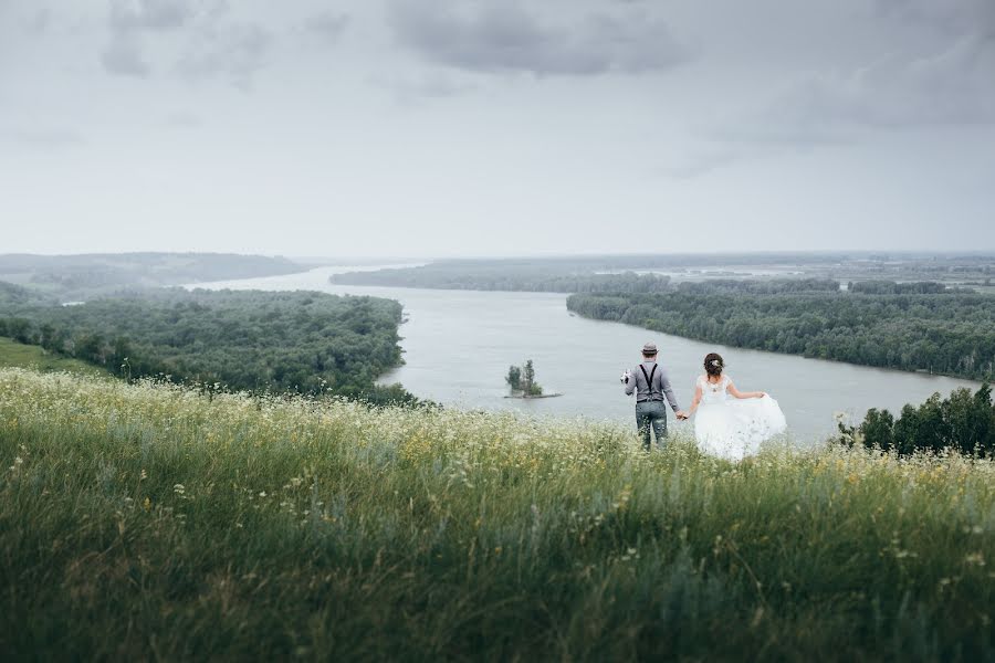 Wedding photographer Anastasiya Isakova (anastasiaisakova). Photo of 14 January 2017