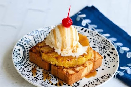 Grilled Pineapple Pound Cake