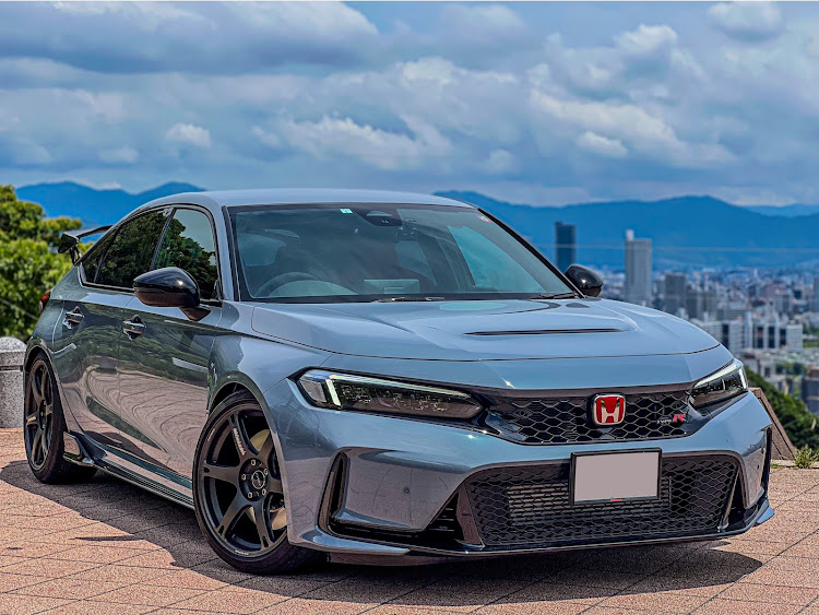 シビックタイプRのFL5・ホイールが欲しい・シビックタイプR・愛車撮影会・６月もよろしくお願いしますに関するカスタム事例の投稿画像1枚目