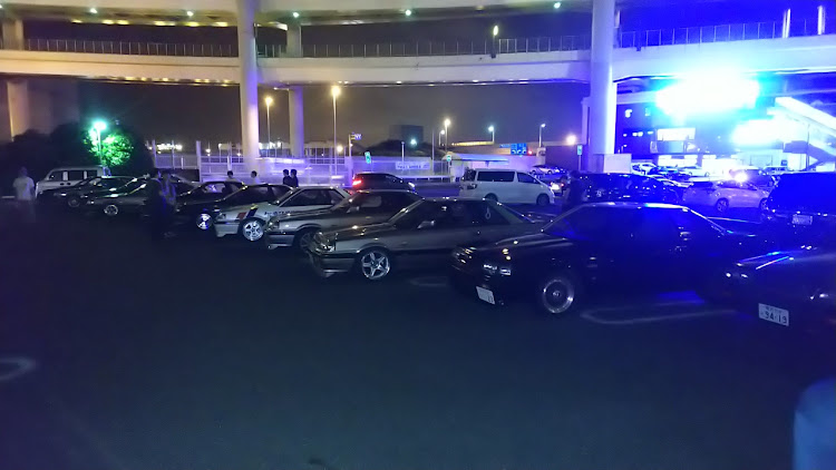 レパードのR31スカイラインミーティング・はみだし刑事・もっとあぶない刑事・34スカイラインに関するカスタム事例の投稿画像2枚目