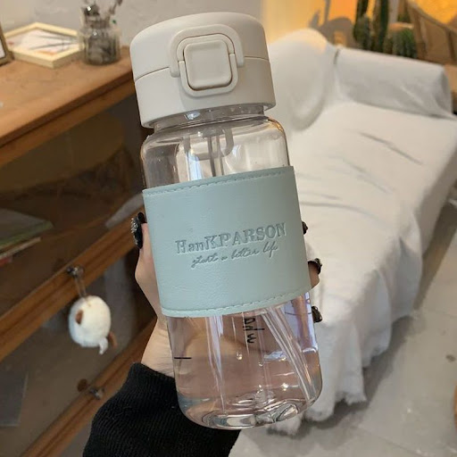 Title 3, Good-looking plastic water cup with straw, perf...