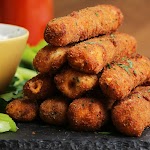 Buffalo Chicken Mozzarella Sticks Recipe by Tasty was pinched from <a href="https://tasty.co/recipe/buffalo-chicken-mozzarella-sticks" target="_blank" rel="noopener">tasty.co.</a>