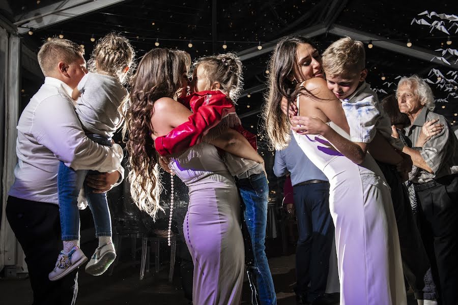 Wedding photographer Olga Karetnikova (karetnikovaok). Photo of 23 August 2021