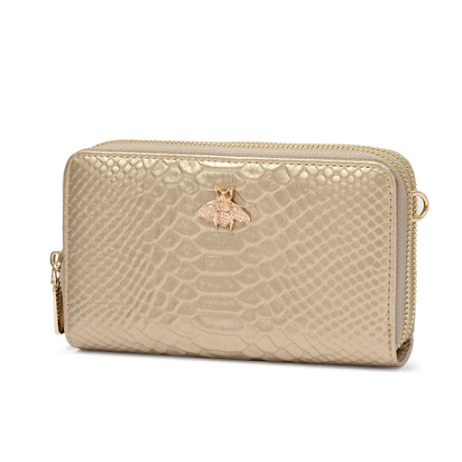Title 5, Fashion mini square bag for women. Chic and com...