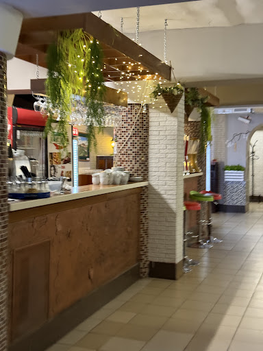 Основной зал