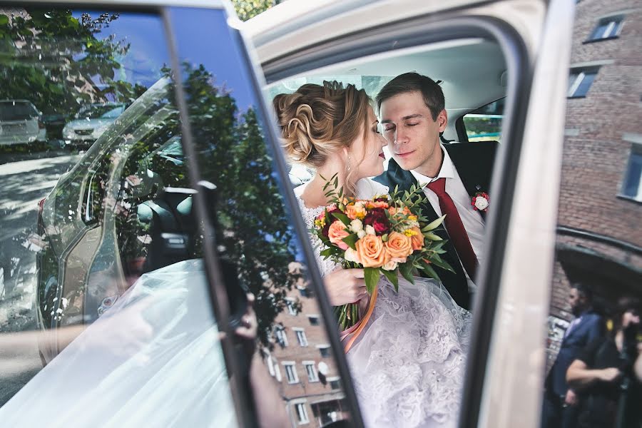 Fotógrafo de casamento Lyudmila Nelyubina (lnelubina). Foto de 6 de abril 2018