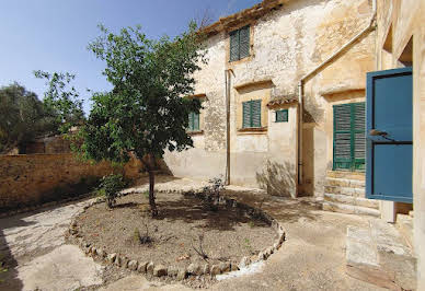 Farmhouse with pool 4